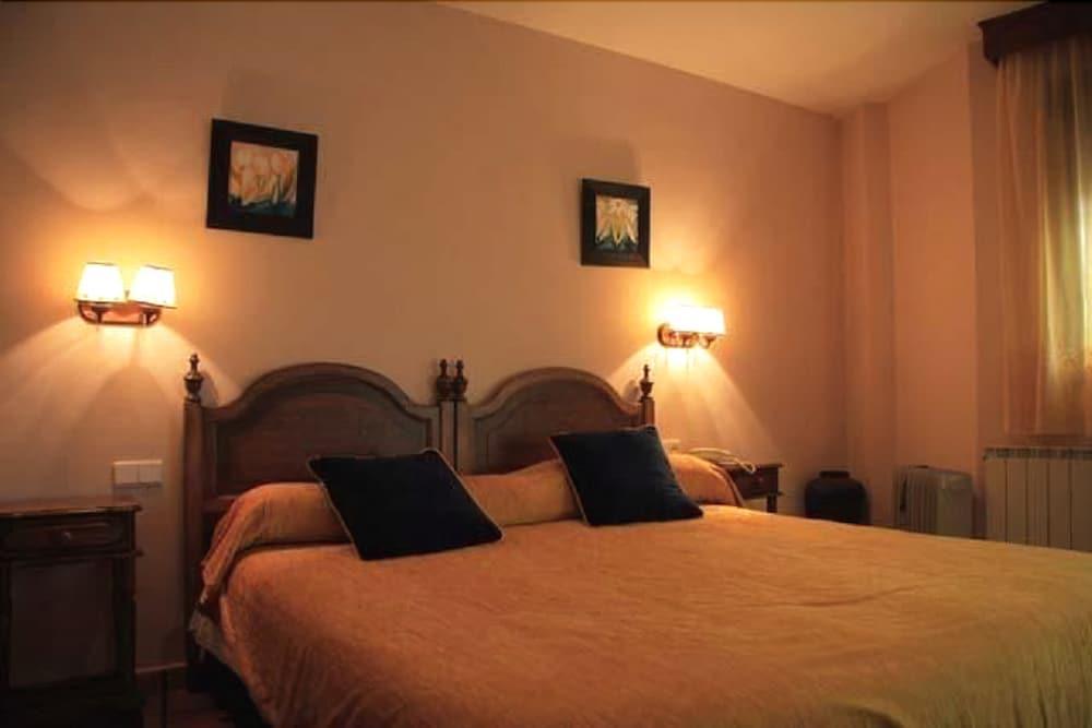 Hotel Patri Huéscar Εξωτερικό φωτογραφία