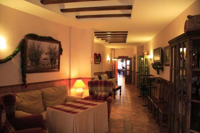 Hotel Patri Huéscar Εξωτερικό φωτογραφία